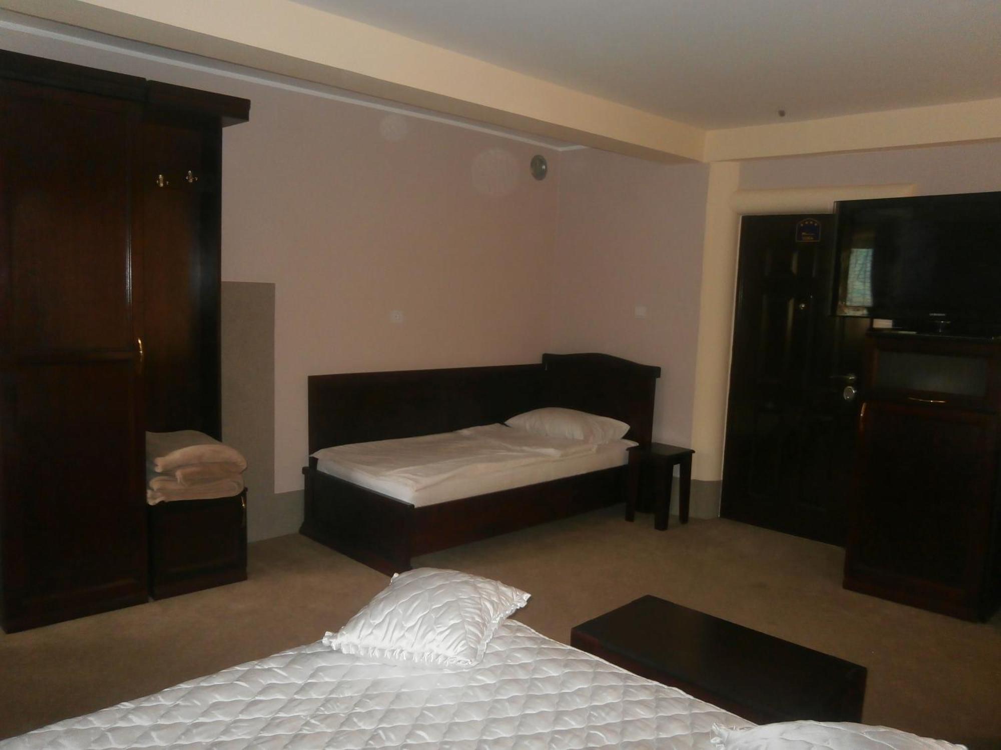 VILA MITIC LUXX SPA centar Leskovac (Jablanica) Exterior foto
